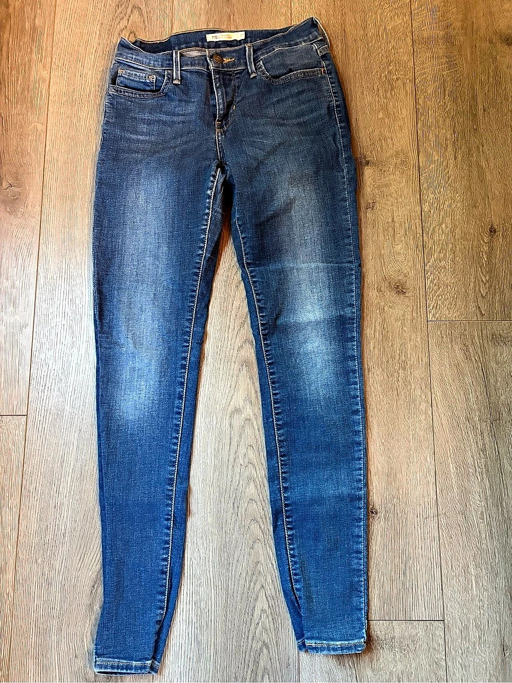 Levi’s Skinny Jeans Blue Waist 27
